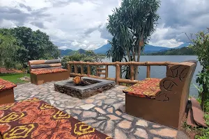 Gahiza Island Retreat image