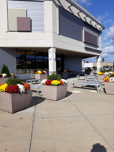 Shopping Mall «The Mall at Fox Run», reviews and photos, 50 Fox Run Rd, Newington, NH 03801, USA