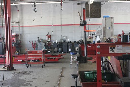 Auto Repair Shop «Tire World Auto Centers», reviews and photos, 1291 Riverbend Way, Frederick, MD 21701, USA