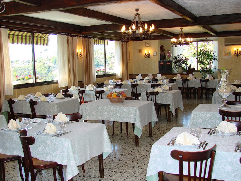 Restaurant L'Oliveraie Chez Grec 06670 Colomars