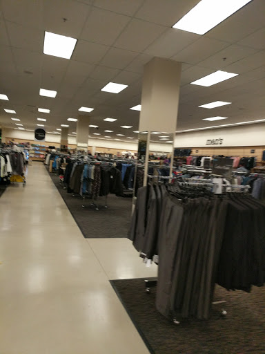 Department Store «Nordstrom Rack Middlesex Commons», reviews and photos, 43 Middlesex Turnpike #5, Burlington, MA 01803, USA