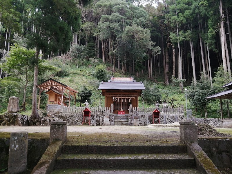 迩志神社