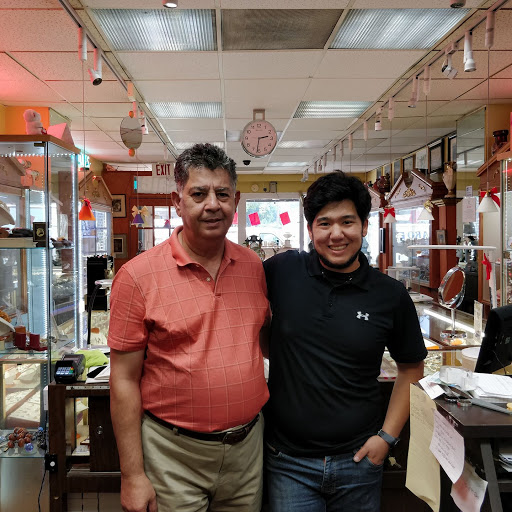 Jeweler «Town Jewelers Inc.», reviews and photos, 3305 Connecticut Ave NW, Washington, DC 20008, USA