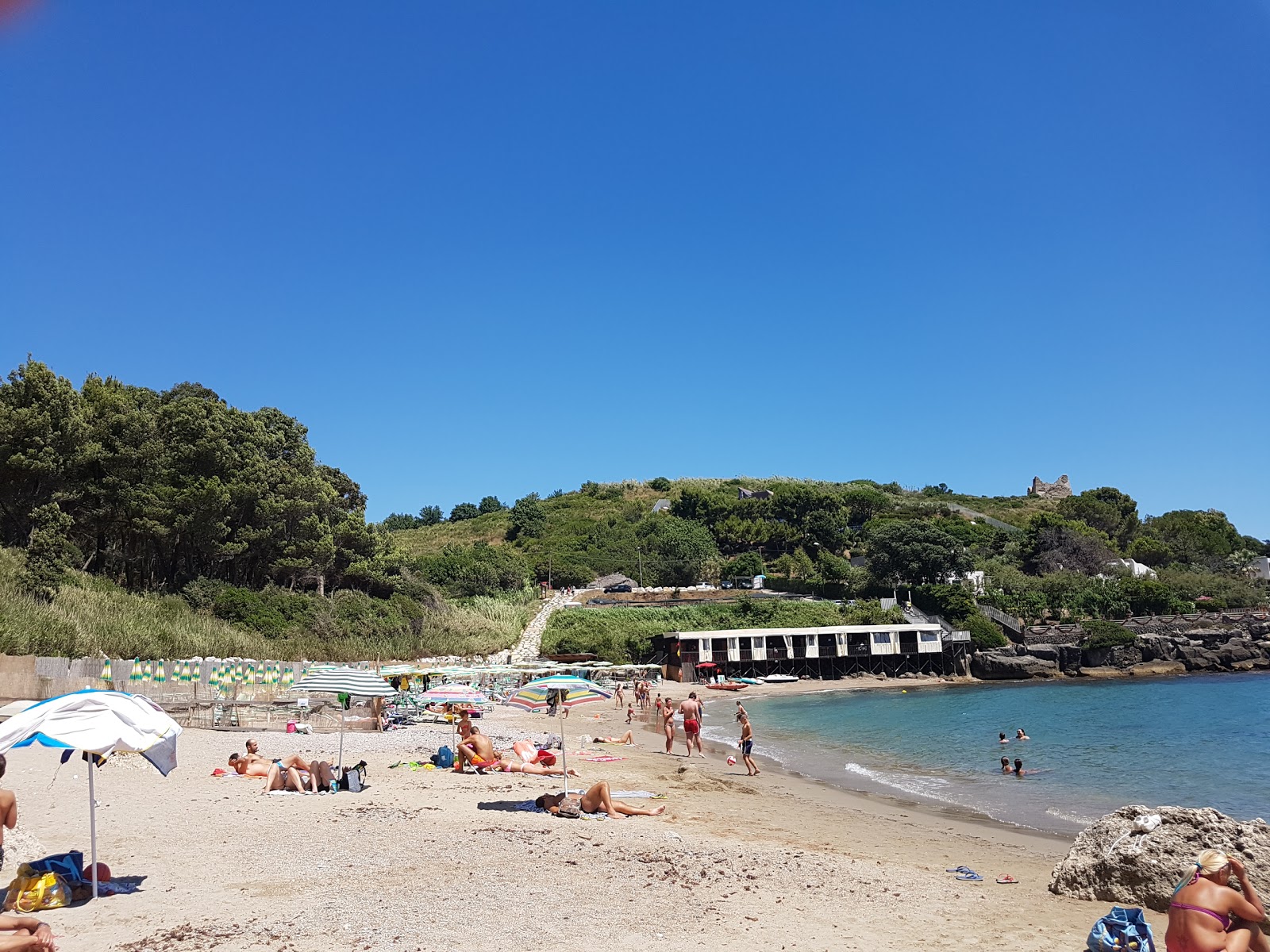 Foto av Spiaggia dei Sassolini med liten vik