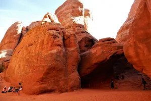 Sand Dune Arch image