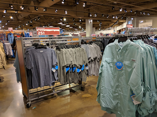 Clothing Store «Columbia Sportswear Outlet Store at Allen Premium Outlets», reviews and photos, 820 Stacy Rd #470, Allen, TX 75013, USA