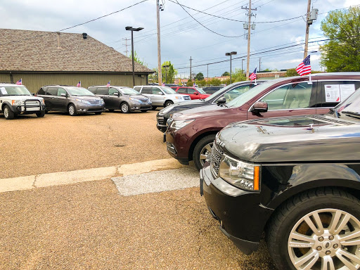 Used Car Dealer «Collierville Auto Center», reviews and photos, 651 W Poplar Ave, Collierville, TN 38017, USA