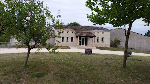 Château Puy Servain-Calabre à Port-Sainte-Foy-et-Ponchapt