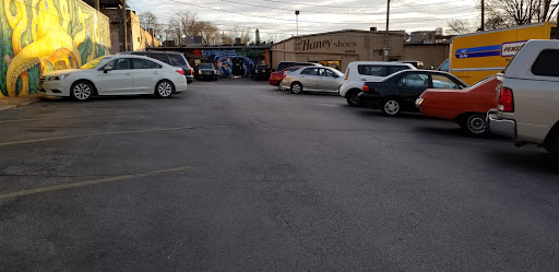 Shoe Store «Haney Shoes», reviews and photos, 6060 Maple St, Omaha, NE 68104, USA