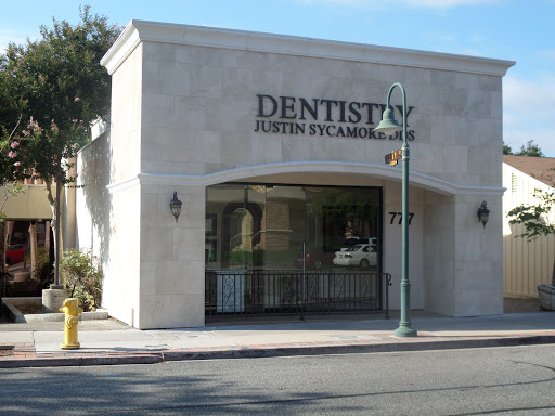 Justin Sycamore Thousand Oaks Dentistry