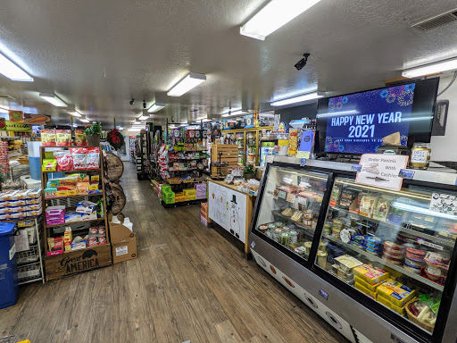 Grocery Store «Glenshire General Store», reviews and photos, 10095 Dorchester Dr A, Truckee, CA 96161, USA