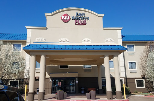 Best Western Plus University Inn & Suites