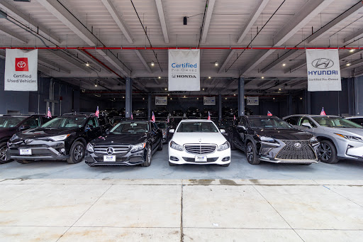 Car Dealer «Plaza Auto Mall», reviews and photos, 2740 Nostrand Ave, Brooklyn, NY 11210, USA