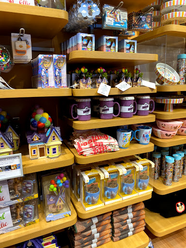 Toy Store «Disney Store», reviews and photos, 313 Smith Haven Mall, Lake Grove, NY 11755, USA