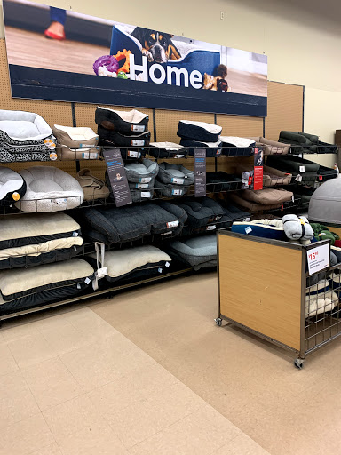 Pet Supply Store «Petco Animal Supplies», reviews and photos, 35860 Chester Rd, Avon, OH 44011, USA