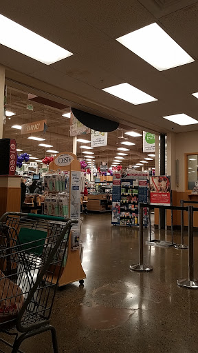 Grocery Store «Fred Meyer», reviews and photos, 2497 SE Burnside Rd, Gresham, OR 97080, USA