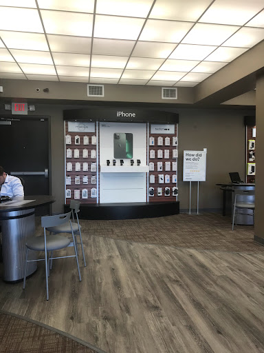 Cell Phone Store «Verizon Authorized Retailer – Cellular Sales», reviews and photos, 3709 Alexandria Pike, Cold Spring, KY 41076, USA