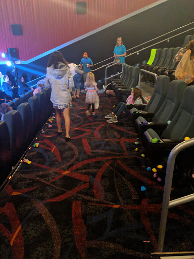 Movie Theater «Regal Cinemas Valley View Grande 16», reviews and photos, 4730 Valley View Blvd NW, Roanoke, VA 24012, USA