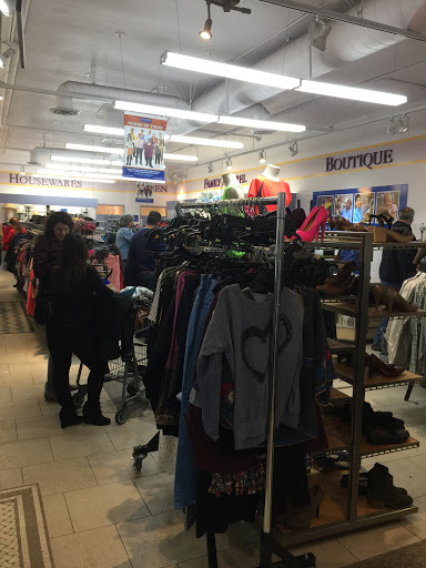 Thrift Store «Goodwill Store & Donation Center», reviews and photos, 7631 Girard Ave, La Jolla, CA 92037, USA
