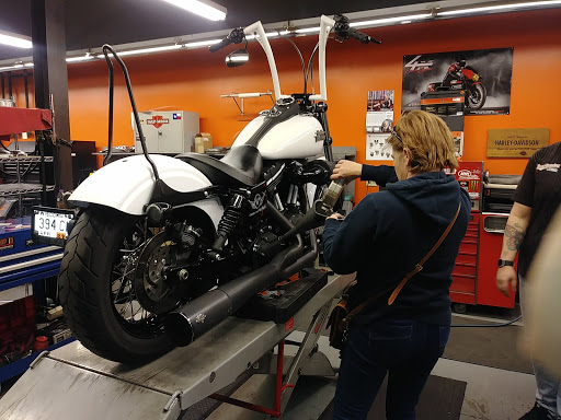 Harley-Davidson Dealer «Boardtracker Harley-Davidson», reviews and photos