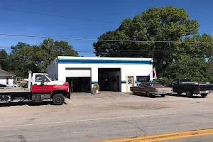 Boudie Auto Repair image