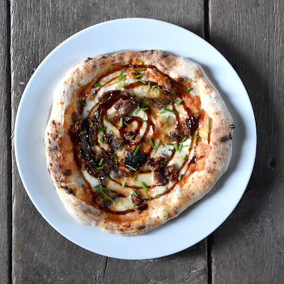 dough, smoke + fire à Salles-Lavalette