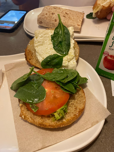 Sandwich Shop «Panera Bread», reviews and photos, 400 Franklin St, Braintree, MA 02184, USA