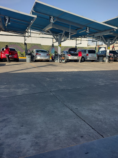AQUATUNEL Car Wash Cruz Roja (Los Santos)