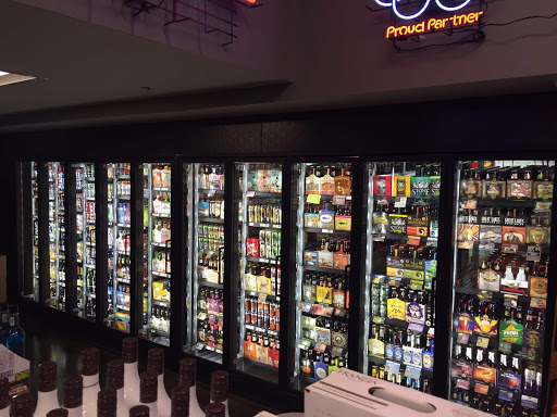 Liquor Store «Piccadilly Liquors», reviews and photos, 601 S 1st St #101, Champaign, IL 61820, USA