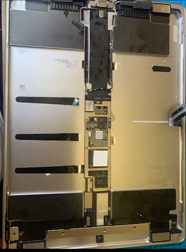 The Supreme Tech image