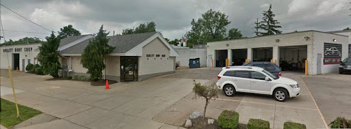 Auto Body Shop «Quality Body Shop», reviews and photos, 878 W Bowery St, Akron, OH 44307, USA