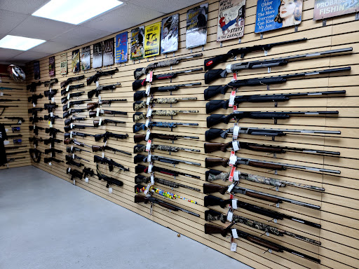 Sporting Goods Store «Buck Shot Sporting Goods», reviews and photos, 1606 IN-38, New Castle, IN 47362, USA