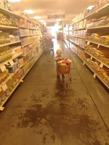 Grocery Store «Piggly Wiggly», reviews and photos, 407 S Bethel St, Russellville, KY 42276, USA