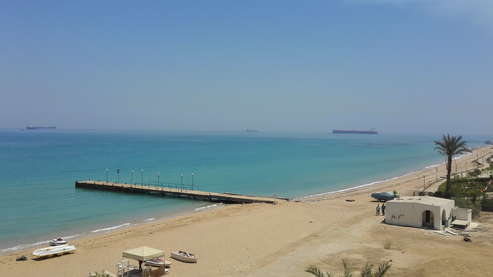 Foto von Sokhna Beach mit lange, gerade küste