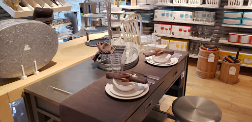 Furniture Store «Crate and Barrel», reviews and photos, 630 Commons Way, Bridgewater, NJ 08807, USA