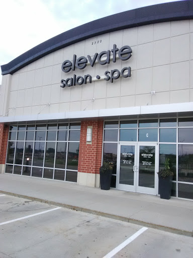 Beauty Salon «Elevate Salon Spa», reviews and photos, 2320 Edgewood Rd SW, Cedar Rapids, IA 52404, USA