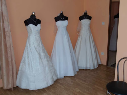Svatební a společenské šaty