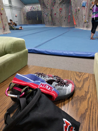 Gym «The Gravity Vault - Indoor Rock Gym», reviews and photos, 107 Pleasant Ave, Upper Saddle River, NJ 07458, USA