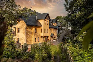 Pension in Spielzeughof image