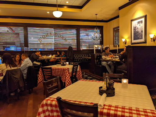 Shopping Mall «Springfield Town Center», reviews and photos, 6500 Springfield Mall, Springfield, VA 22150, USA