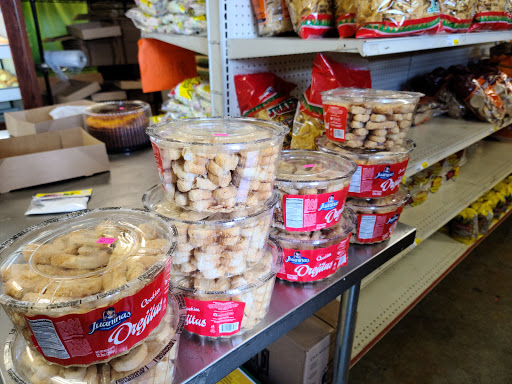 Mexican Grocery Store «La Huerta Mexican & Latin Market», reviews and photos, 405 E Smith St, Kent, WA 98030, USA