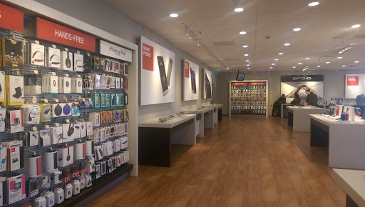 Cell Phone Store «Verizon», reviews and photos, 2915 Crain Hwy, Waldorf, MD 20601, USA