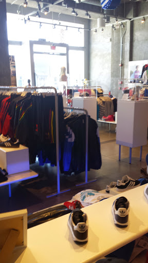 Shoe Store «Adidas Originals», reviews and photos, 8009 Melrose Ave, Los Angeles, CA 90046, USA