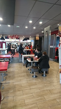 Atmosphère du Restaurant KFC Lognes - n°13