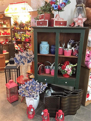 Florist «Connells Maple Lee Flowers & Gifts», reviews and photos, 8573 Owenfield Dr, Powell, OH 43065, USA