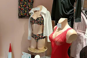 Apparence Lingerie image