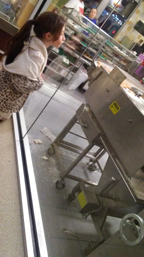 Donut Shop «Krispy Kreme», reviews and photos, 2147 Lowes Dr, Clarksville, TN 37040, USA