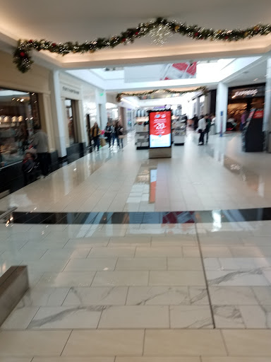 Computer Store «Microsoft Store», reviews and photos, 160 N Gulph Rd, King of Prussia, PA 19406, USA