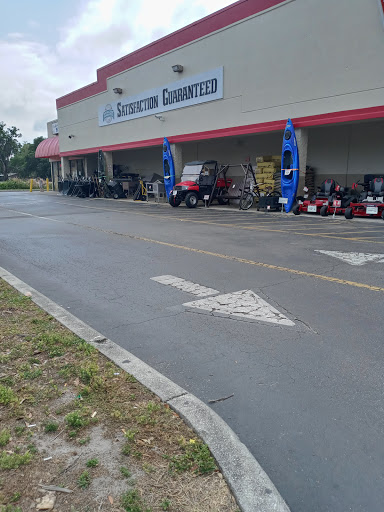 Home Improvement Store «Tractor Supply Co.», reviews and photos, 1803 James L Redman Pkwy, Plant City, FL 33563, USA