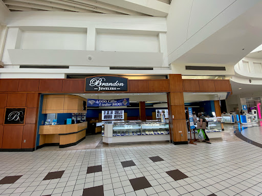 Bond Jewelers, 339 Brandon Town Center Dr, Brandon, FL 33511, USA, 
